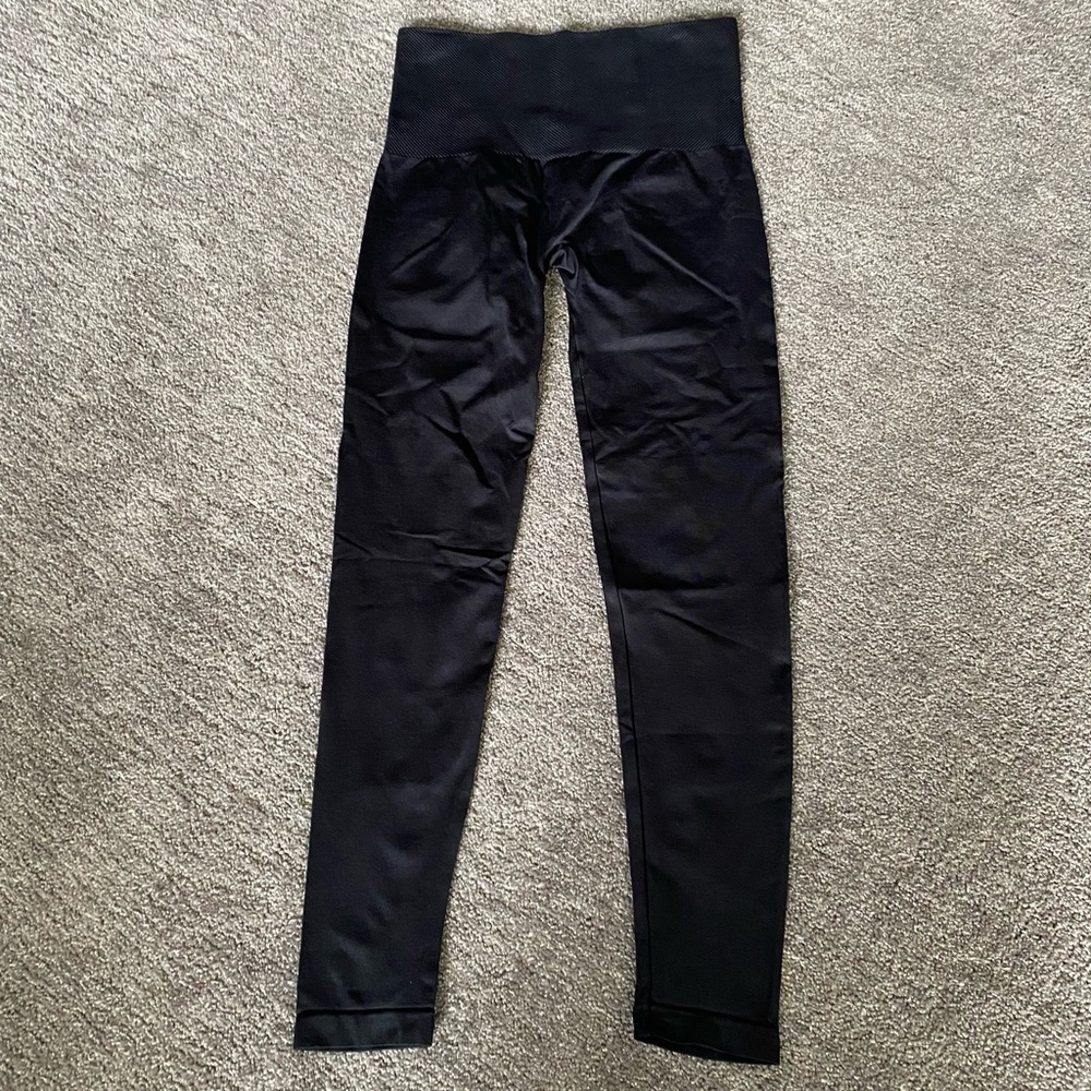 Assets by Spanx leggings